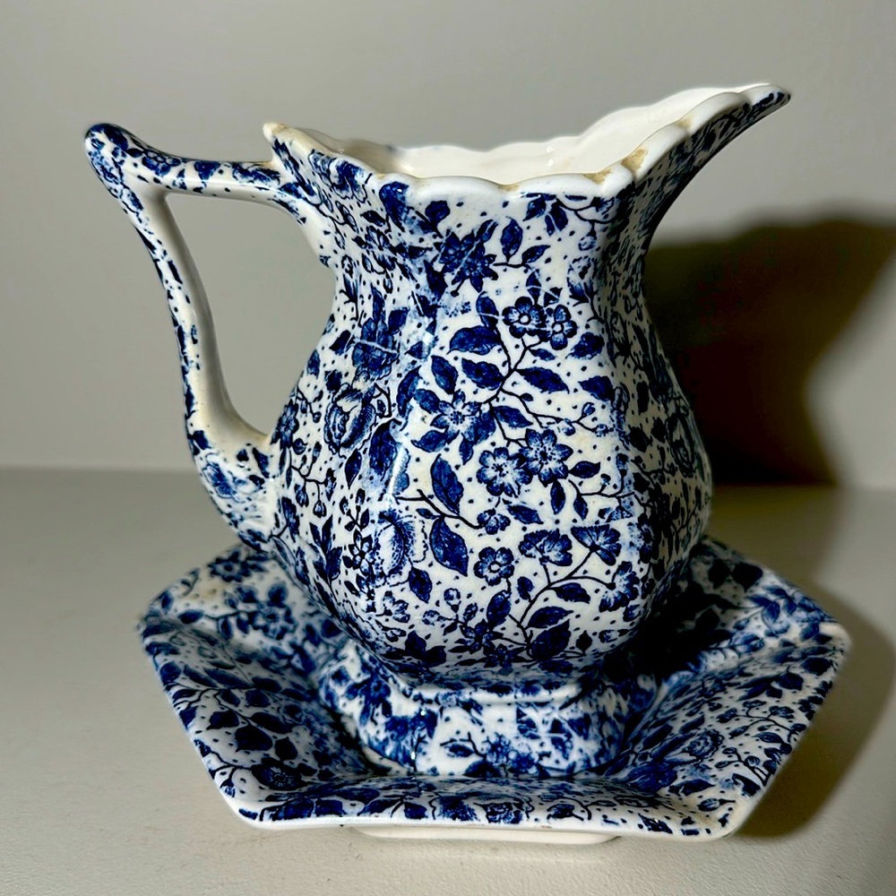 Enesco creamer.